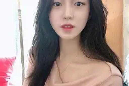 杨鸣被曝出轨后小三照片被扒出开庭时间锁定赵继伟却不一样