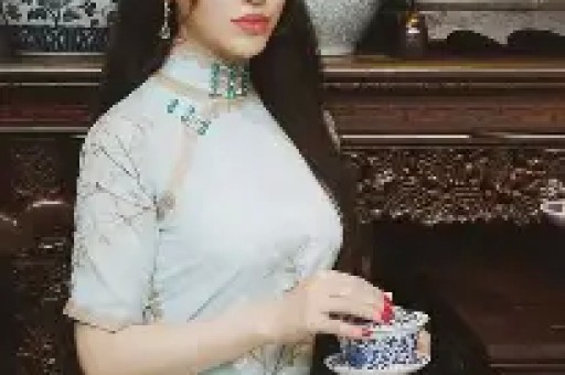 江歌妈妈停播20天后复播被众网友质疑人设崩塌了？